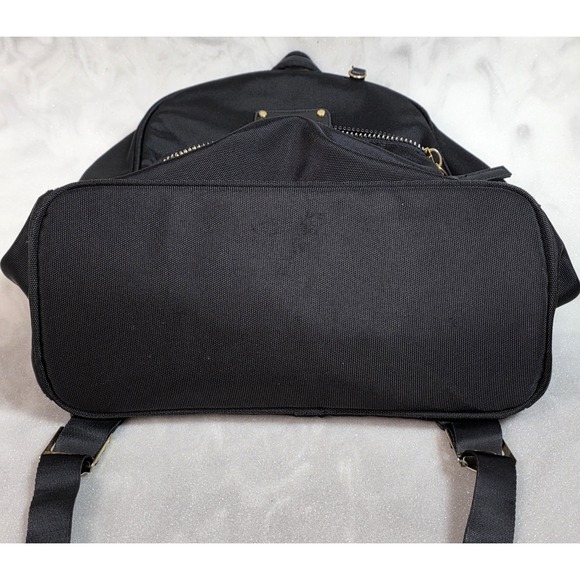 urban outfitters patagonia sling bag Atom 8L twitter with a PFC Model:25